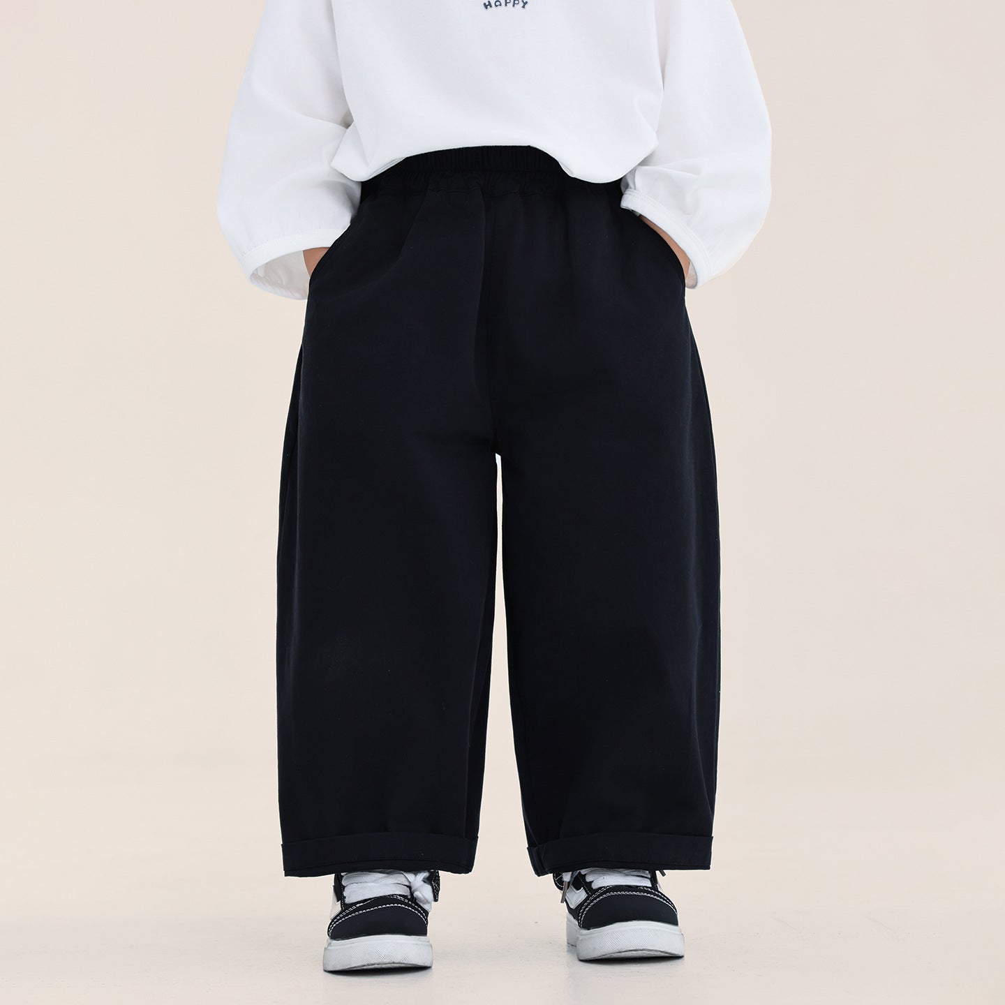 バックポケット刺繍コットンパンツ