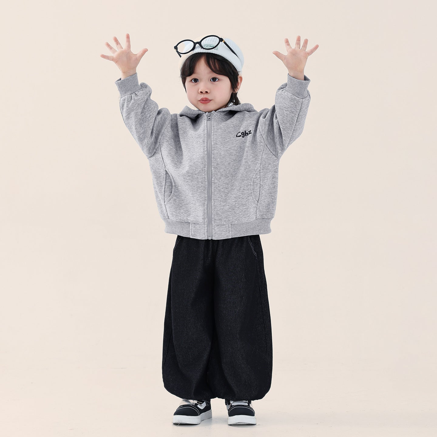 小文字ロゴジップアップパーカー