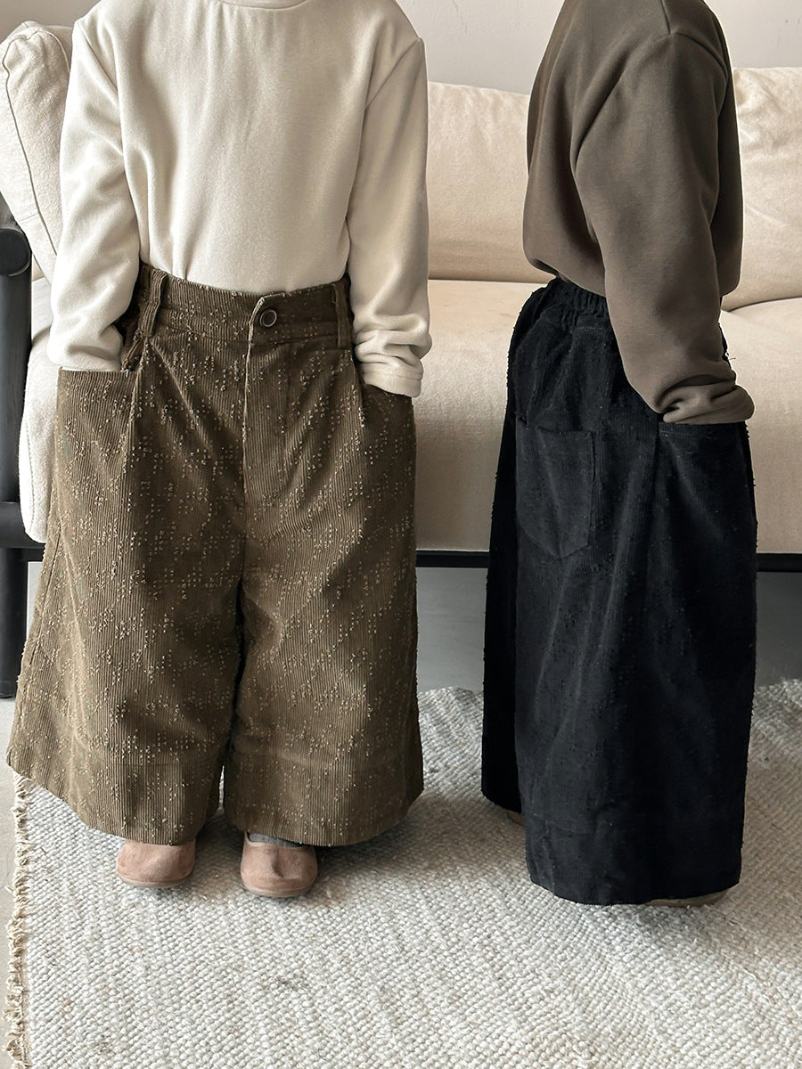 穴あき模様裏ボアコーデュロイパンツ