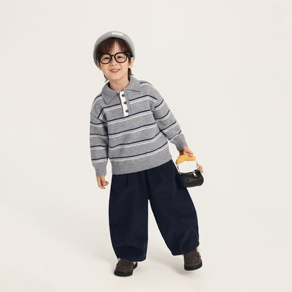ボーダー柄ポロカラーニット