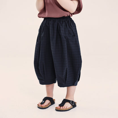 控えめボーダーコットン七分丈パンツ