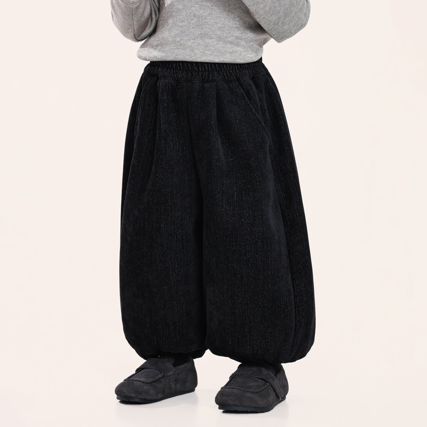 デニム風裏ボアパンツ