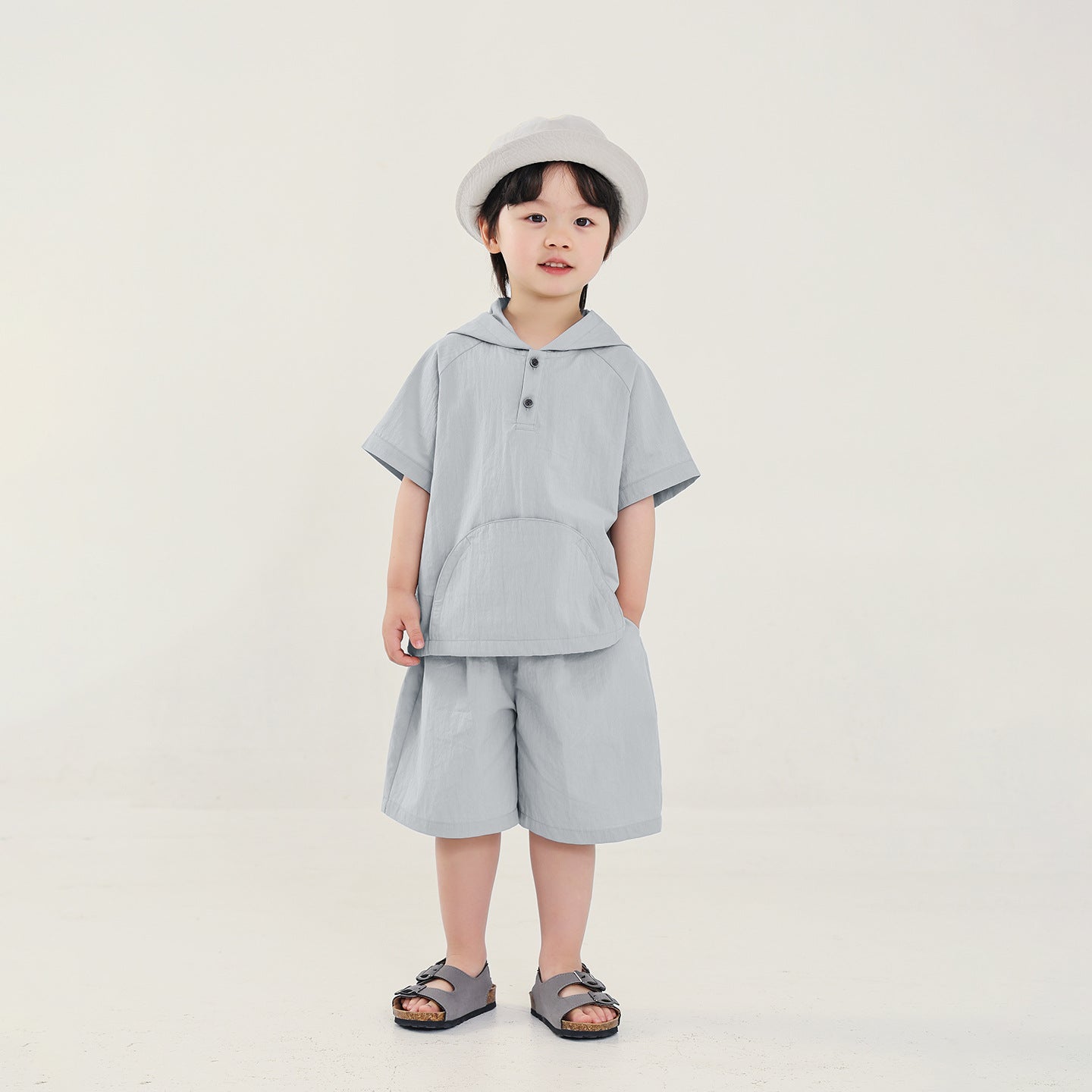 鹿プリントフード付き半袖＆ショートパンツ2点セット