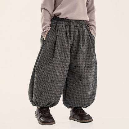 控えめチェック裏ボアバルーンパンツ