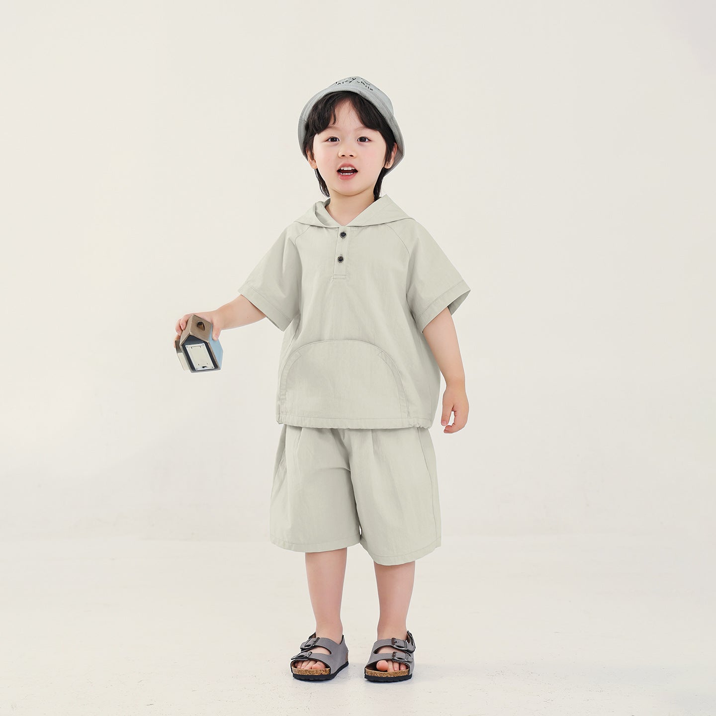 鹿プリントフード付き半袖＆ショートパンツ2点セット