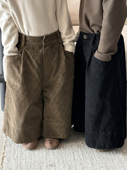 穴あき模様裏ボアコーデュロイパンツ