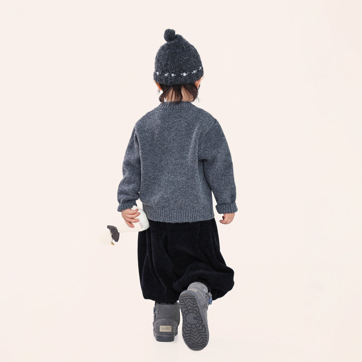 ベア柄プルオーバー