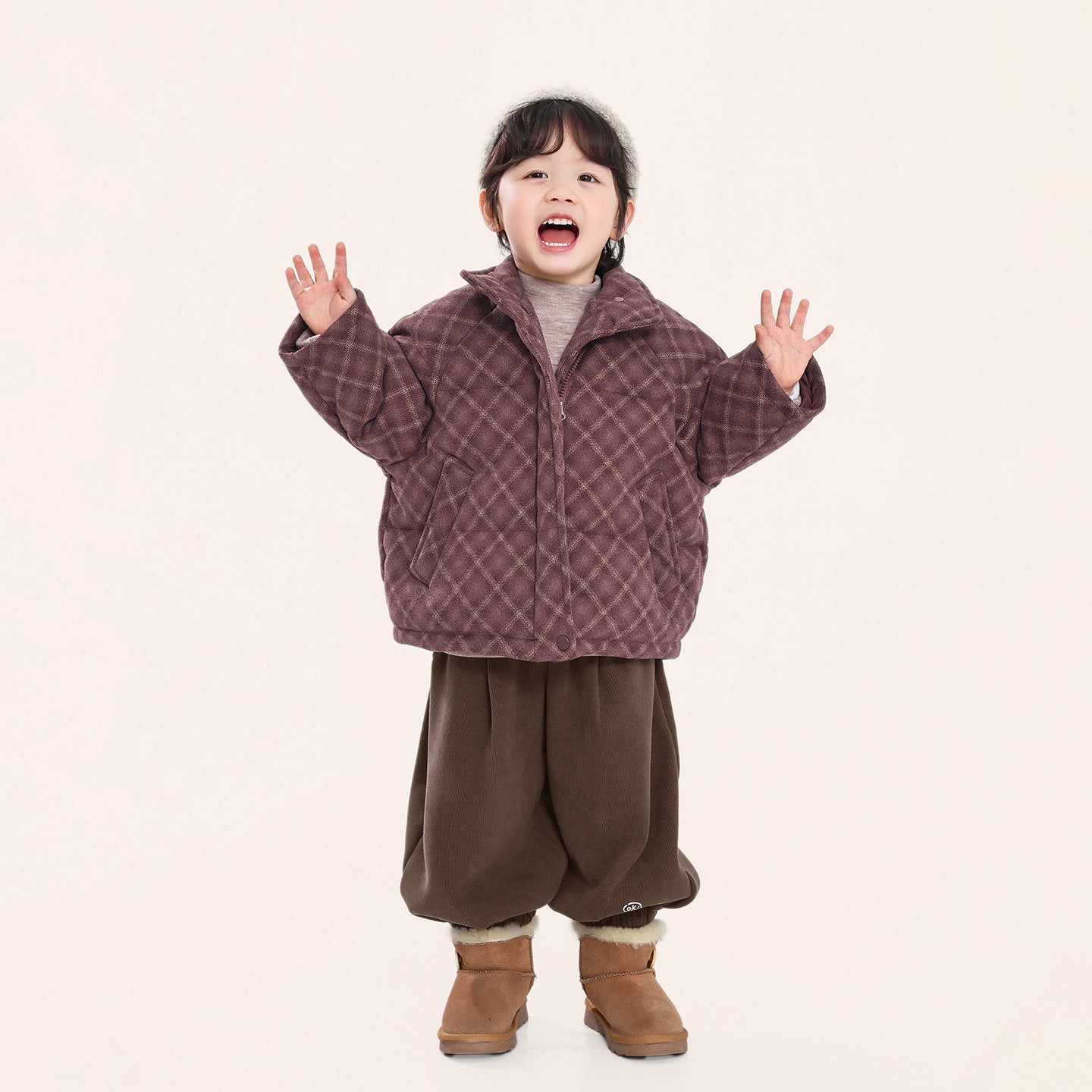 赤チェック中綿コート