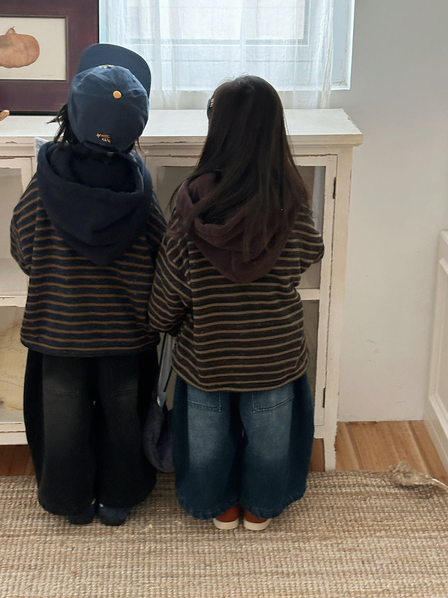 裏ボアボーダー柄パーカー