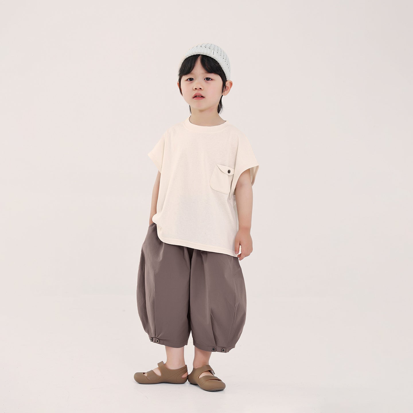 胸元ポケット付きタンクトップ