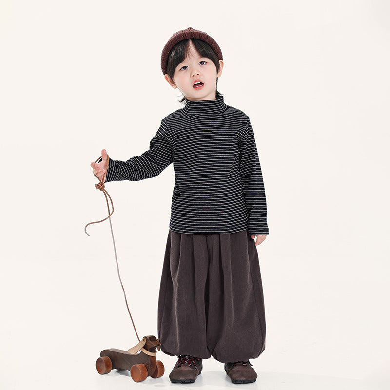 細ボーダーハイネック長袖