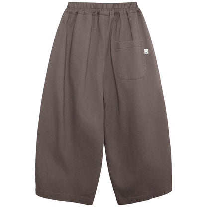 センタープリーツ無地パンツ