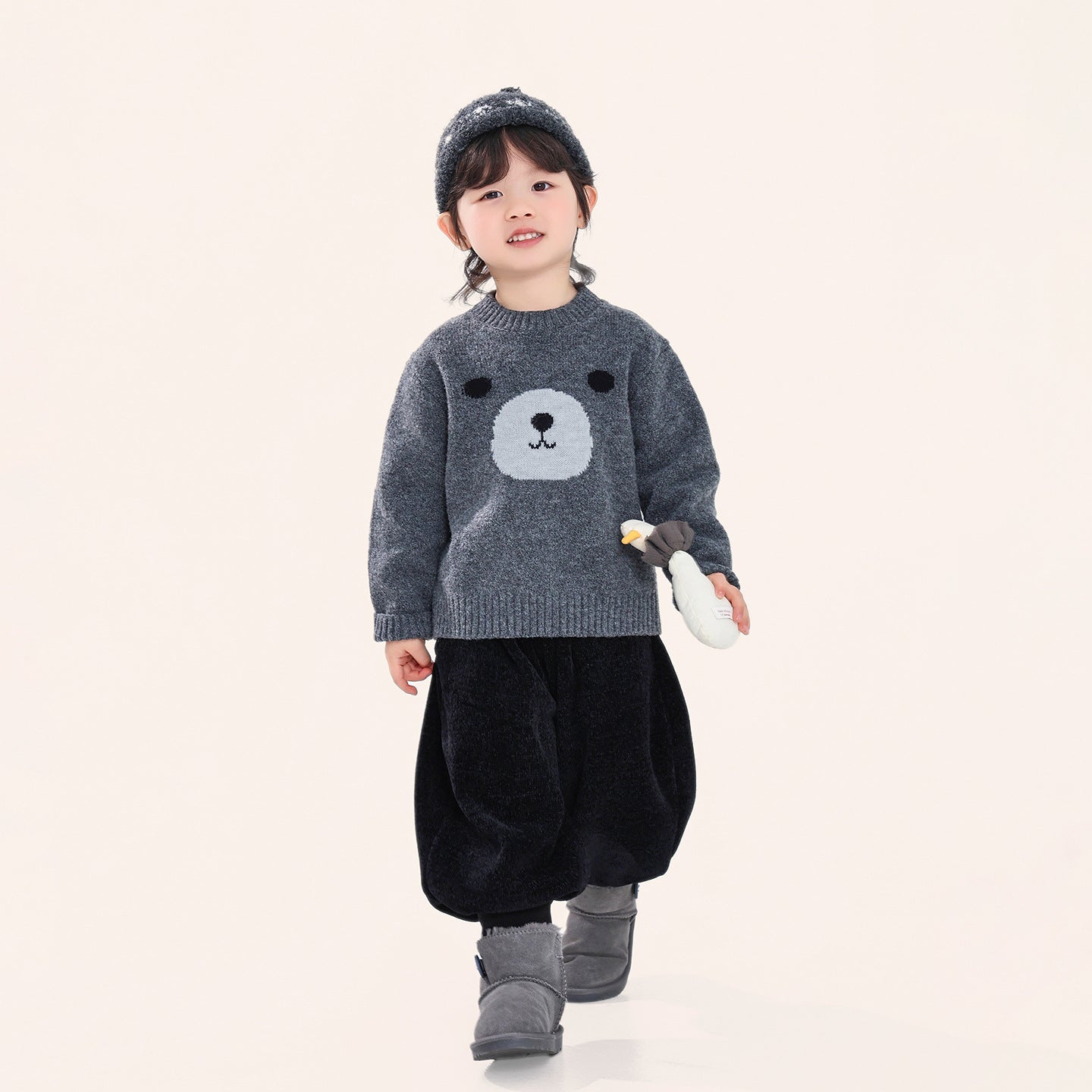 ベア柄プルオーバー