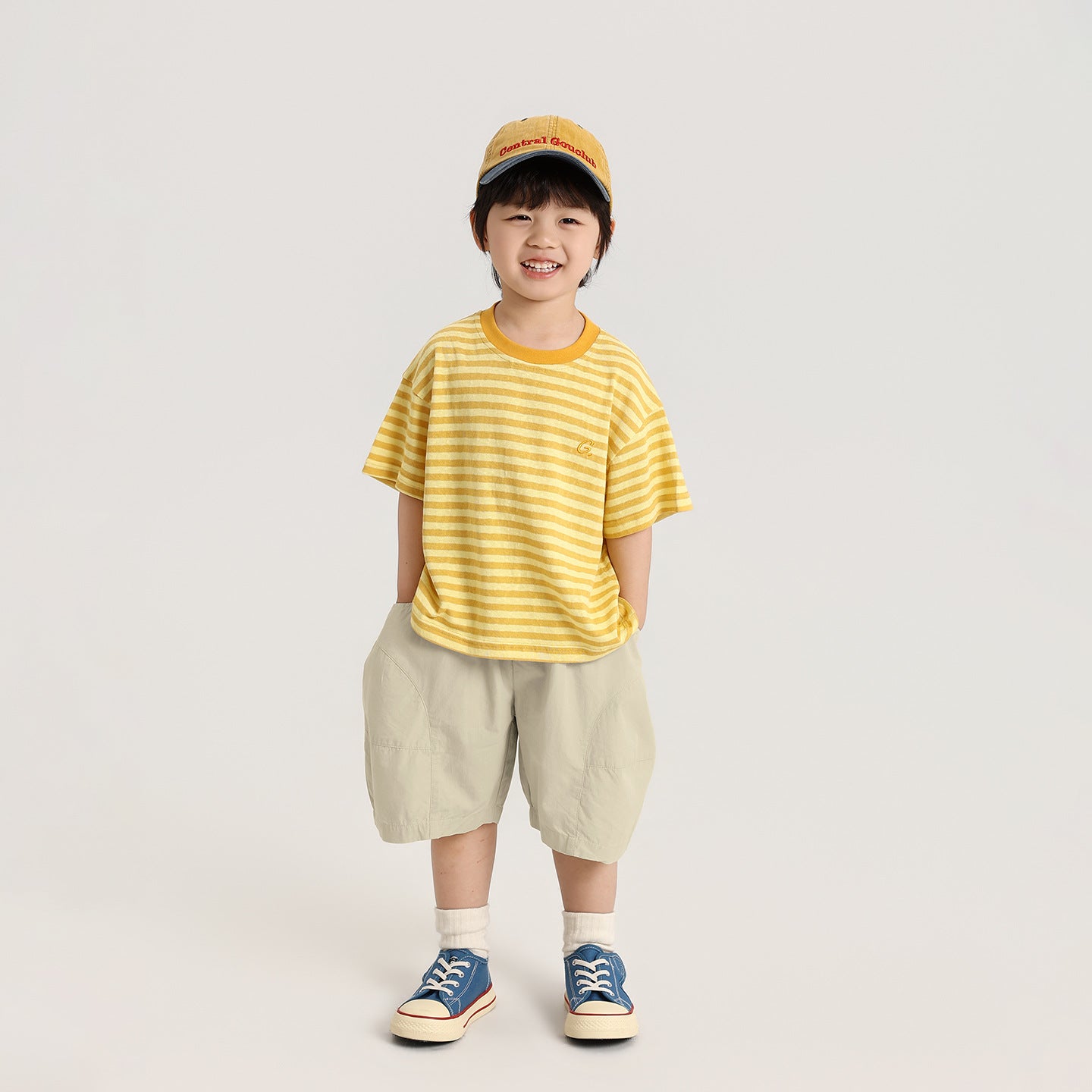 胸元刺繍ボーダーTシャツ