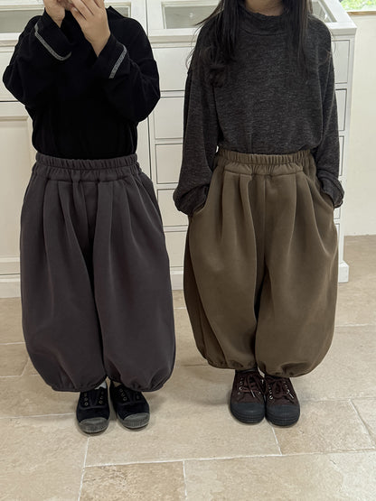 シンプル無地バルーンパンツ