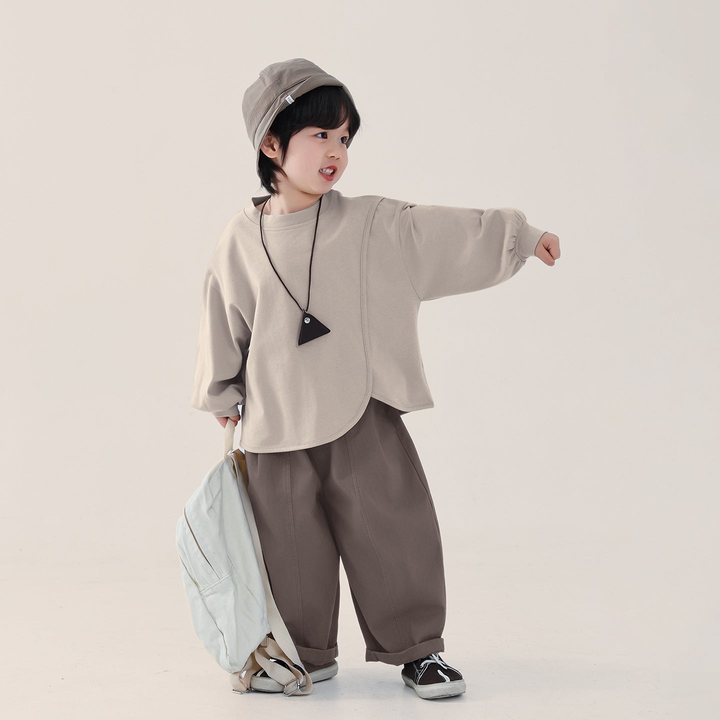 アシンメトリー純棉プルオーバー