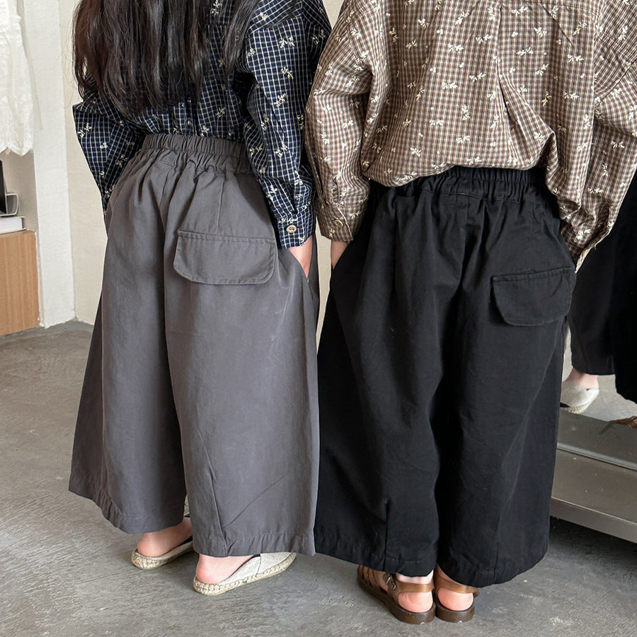 シンプルデザイン八分丈ワイドパンツ