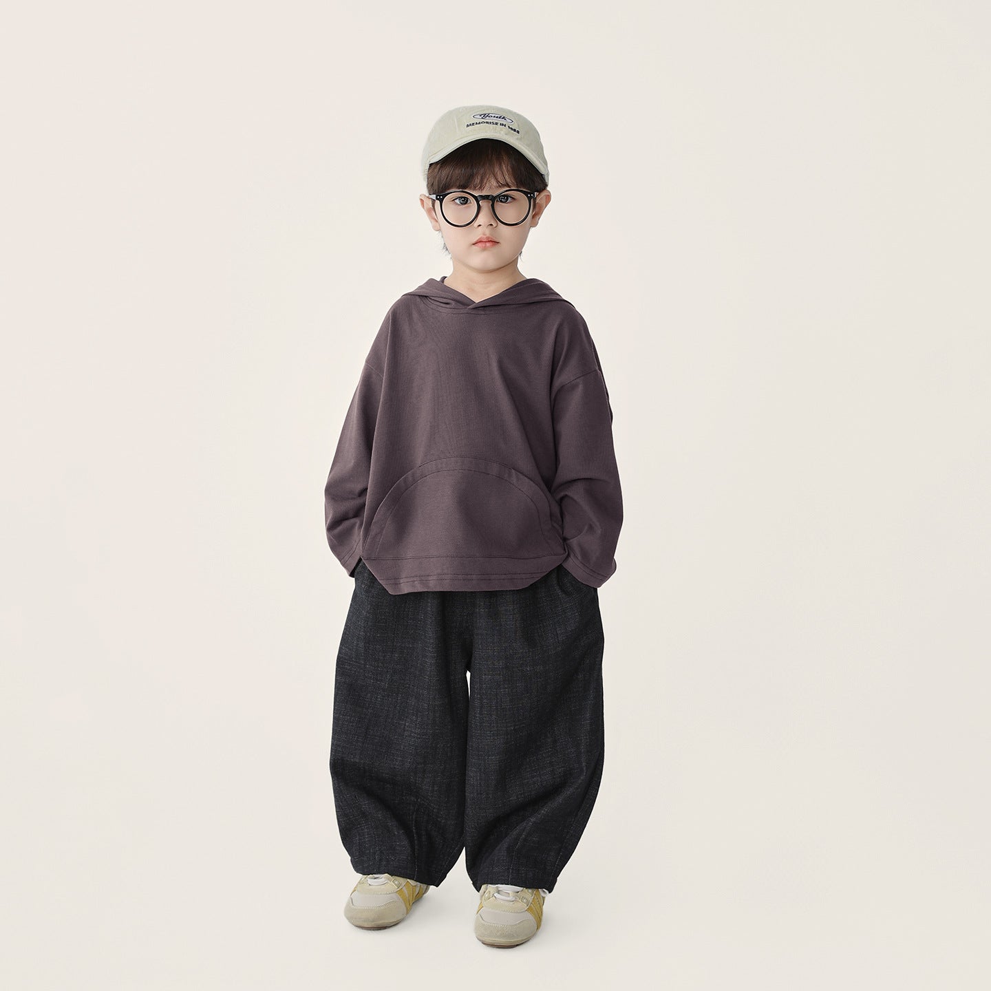 フード付きプルオーバー