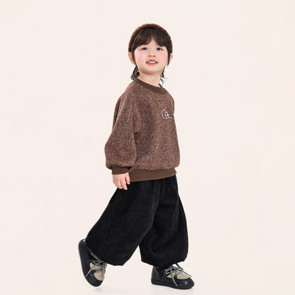 胸元刺繍スウェット