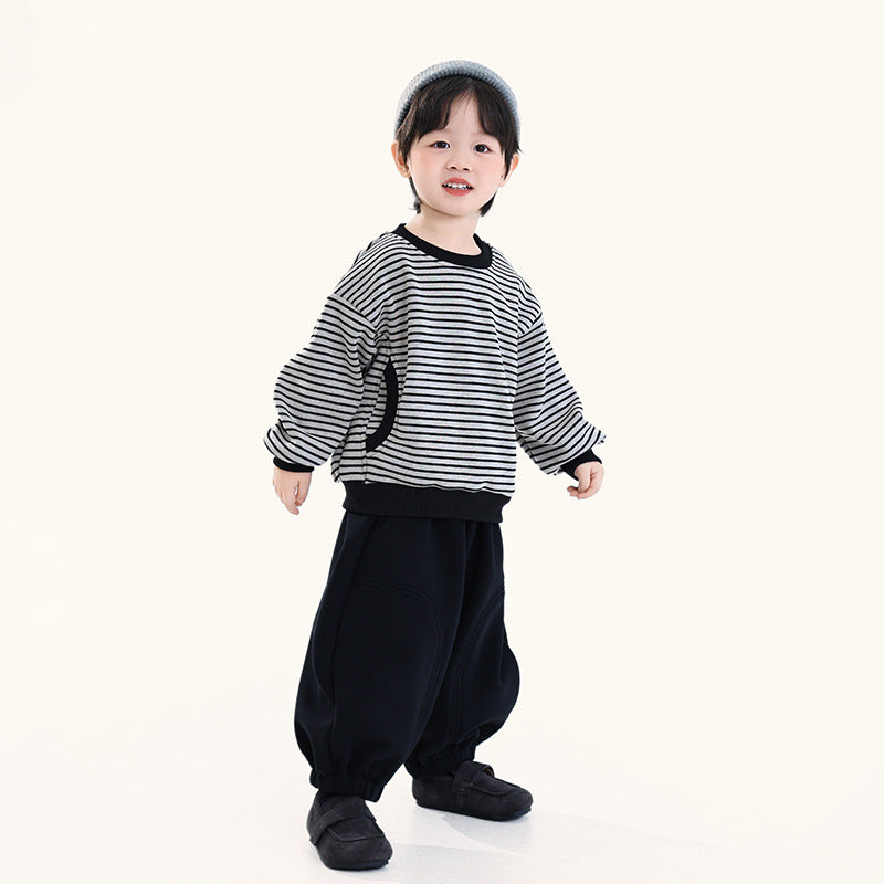 裏ボアボーダー柄プルオーバー