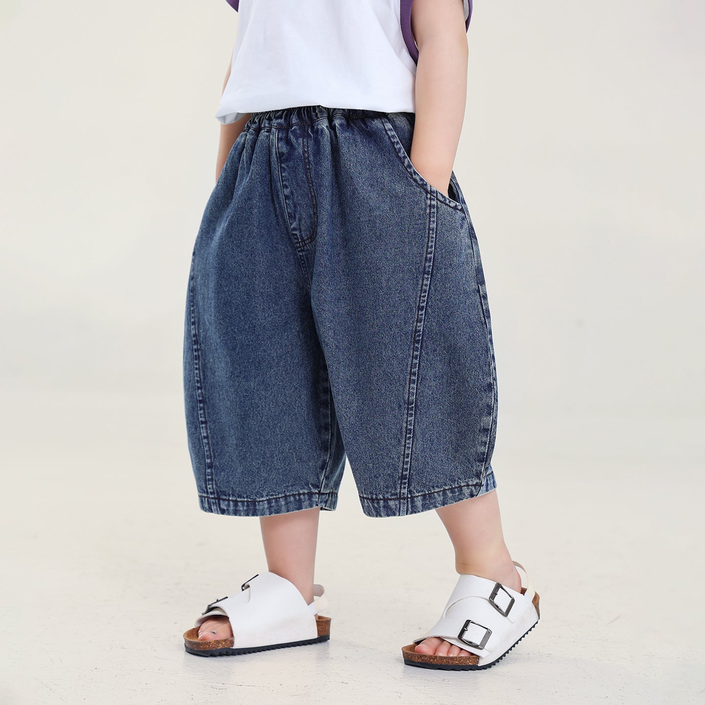 薄手デニム七分パンツ