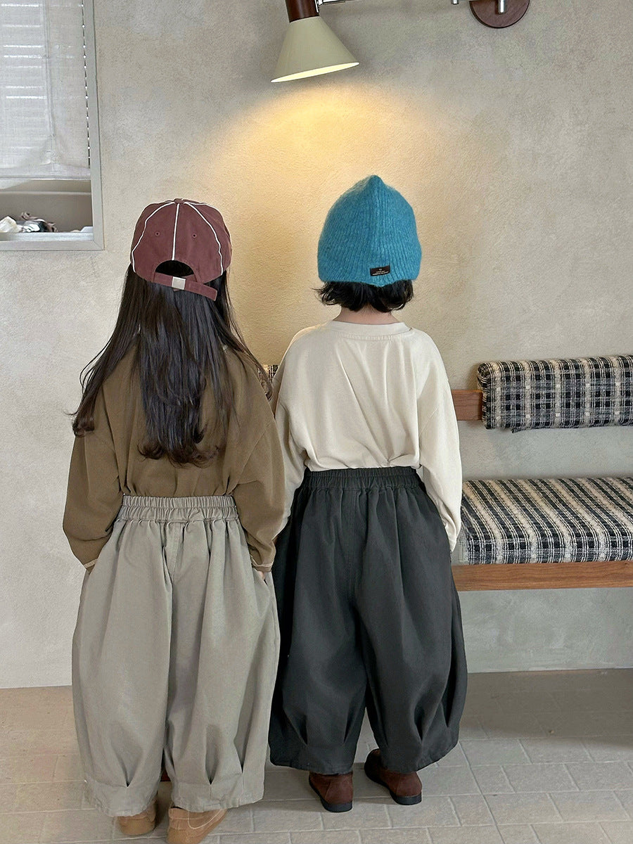 裾ギャザーウォッシュ加工テーパードパンツ