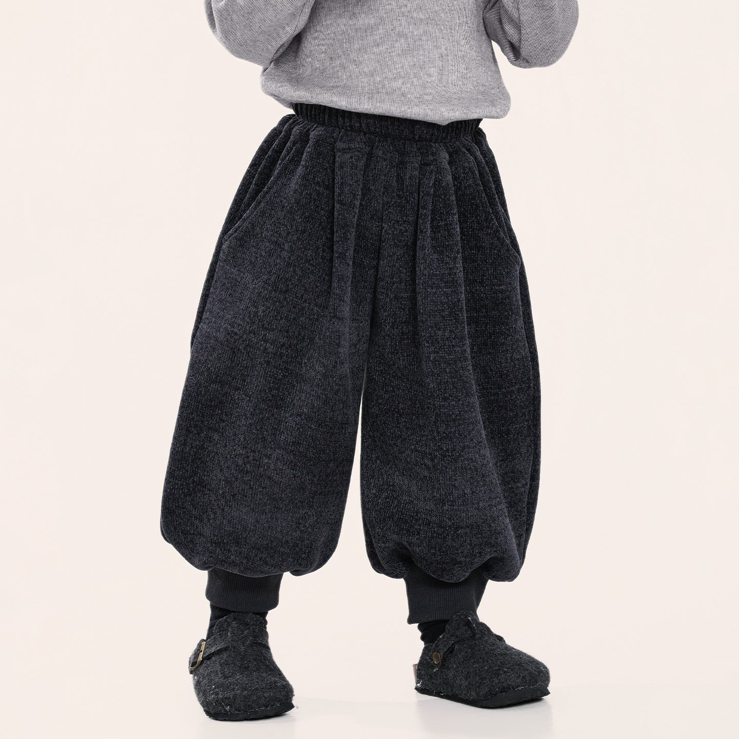 裾リブシェニール裏ボアパンツ