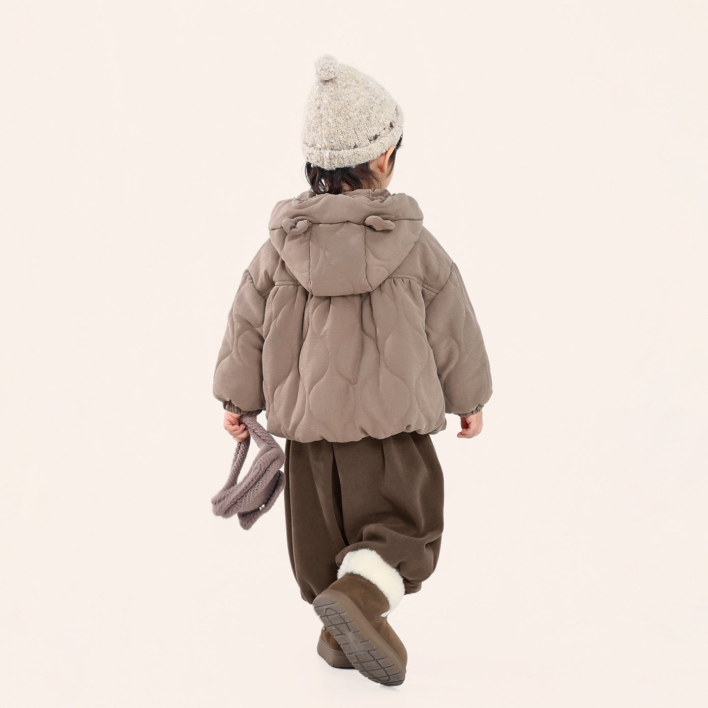 クマ耳中綿コート