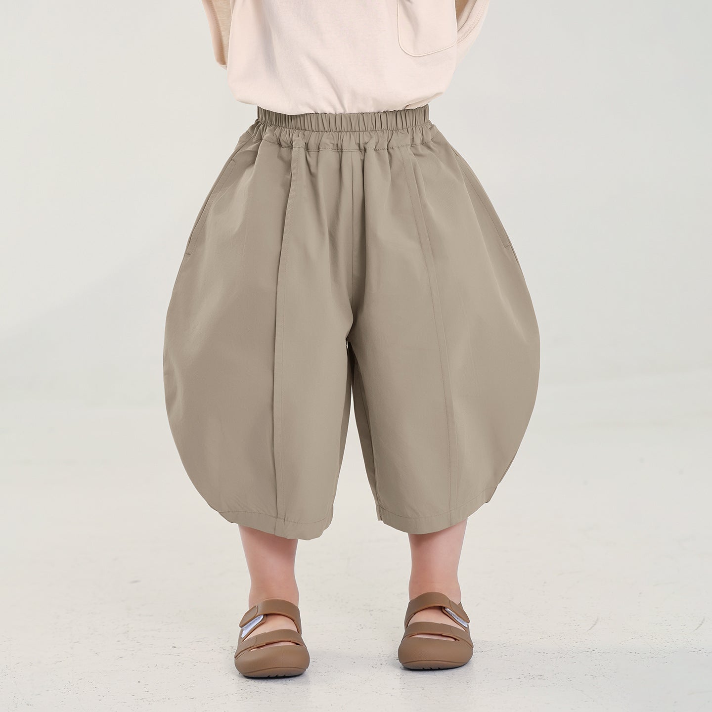 センタープレスコットン七分パンツ