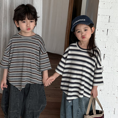 裾アシンメトリーボーダー柄Tシャツ