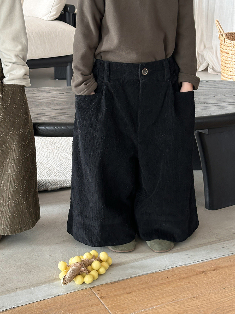 穴あき模様裏ボアコーデュロイパンツ