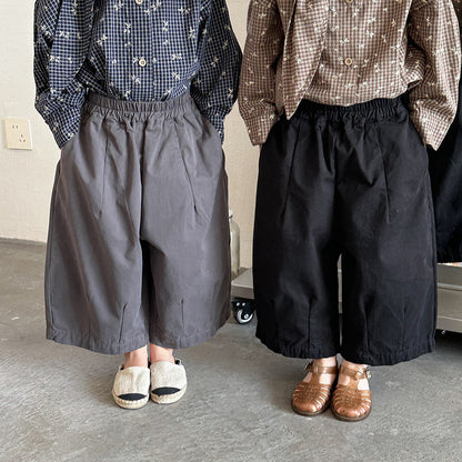 シンプルデザイン八分丈ワイドパンツ