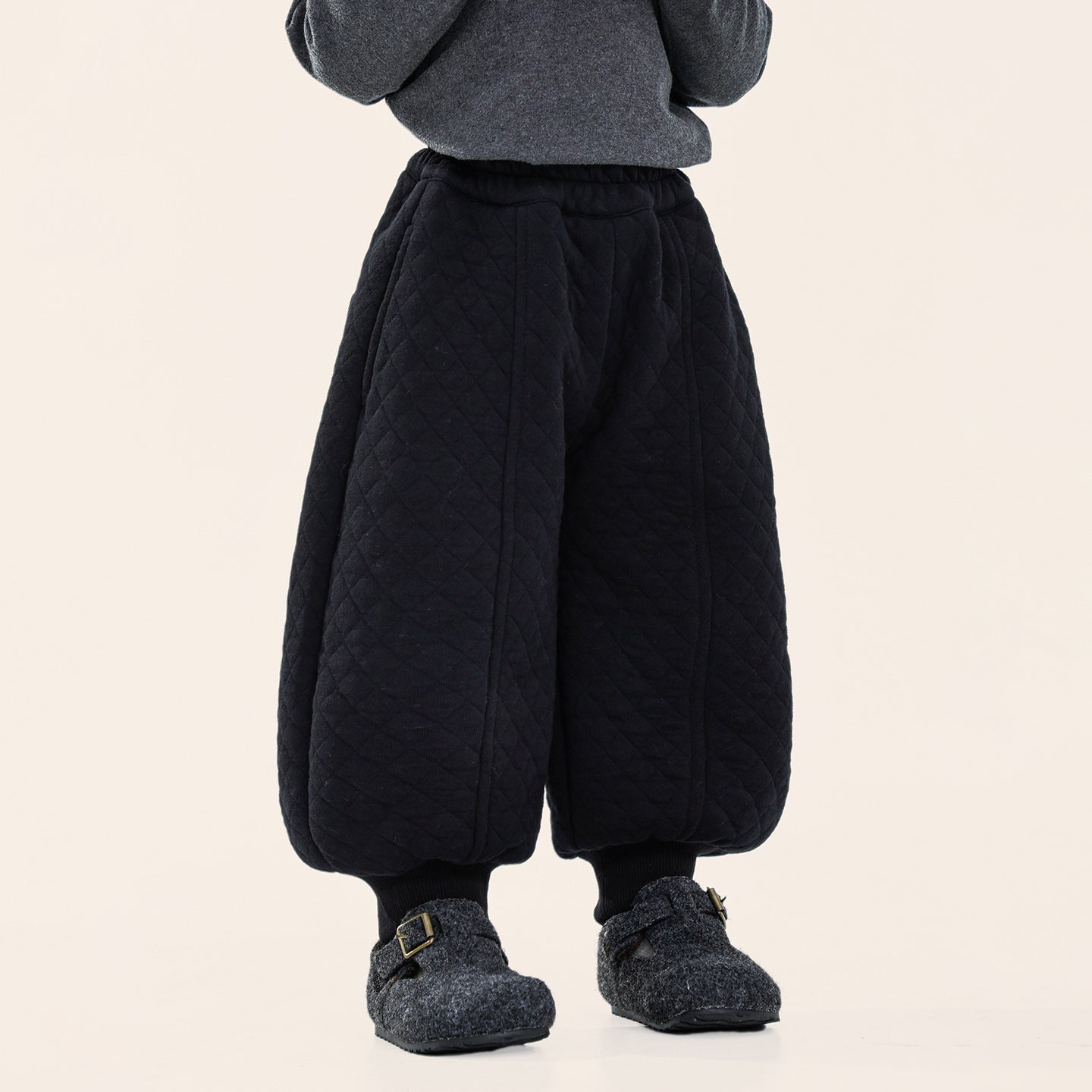 ダイヤモンドキルト裾ゴムパンツ