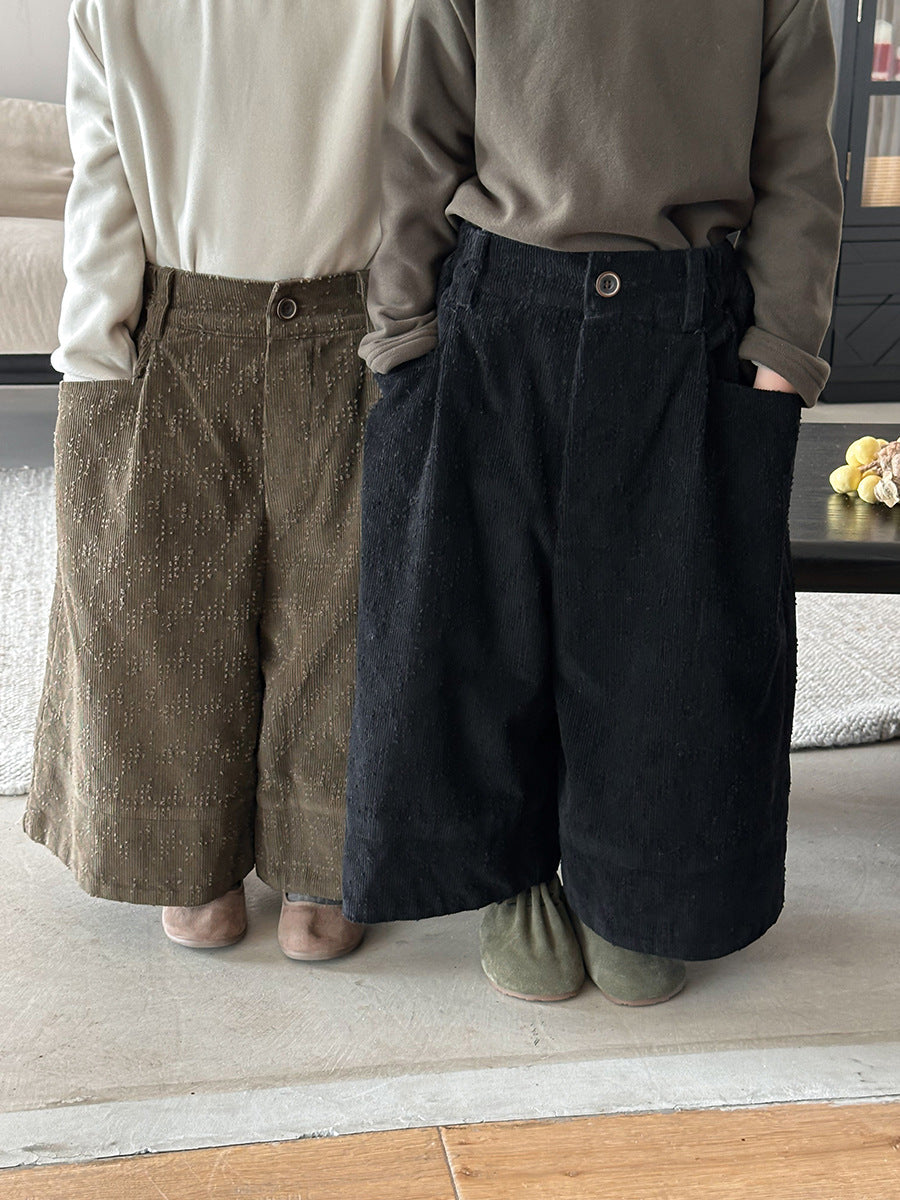 穴あき模様裏ボアコーデュロイパンツ