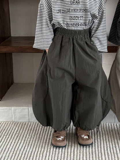 大胆シルエット無地ワイドパンツ