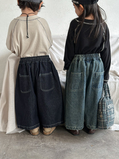 ストレートデニムパンツ