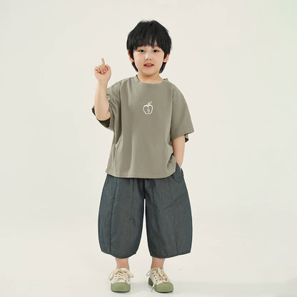 りんごプリントTシャツ