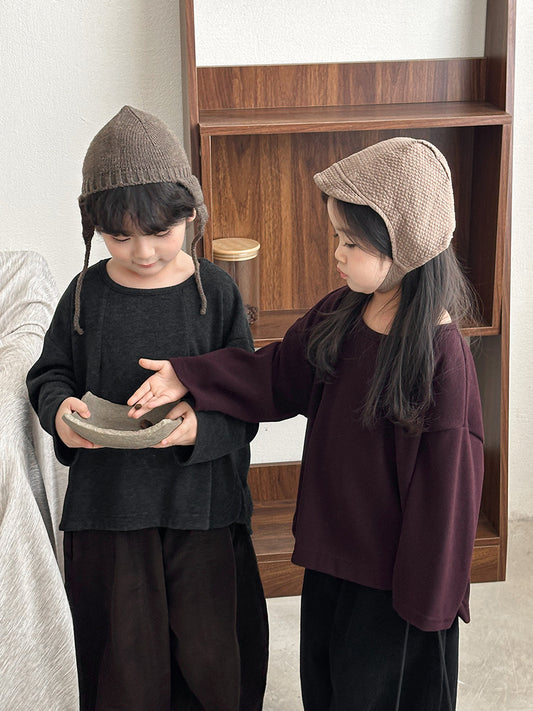 シンプル無地長袖Tシャツ