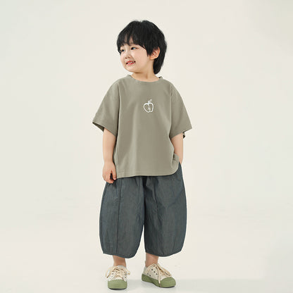 りんごプリントTシャツ