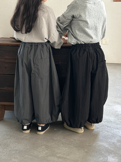 大胆シルエット無地ワイドパンツ