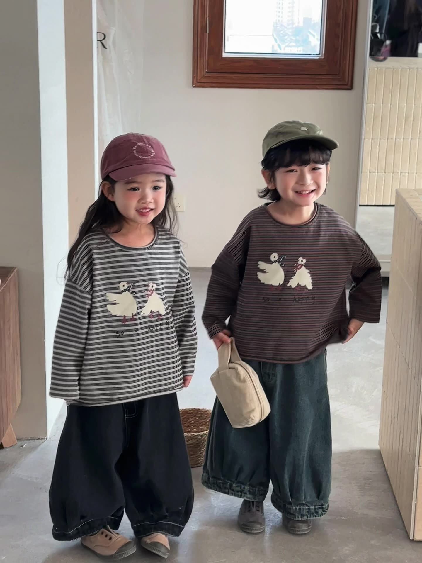 ガチョウプリントボーダーTシャツ