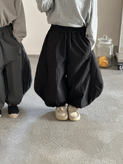 大胆シルエット無地ワイドパンツ