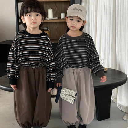 裾絞りゆったりパンツ