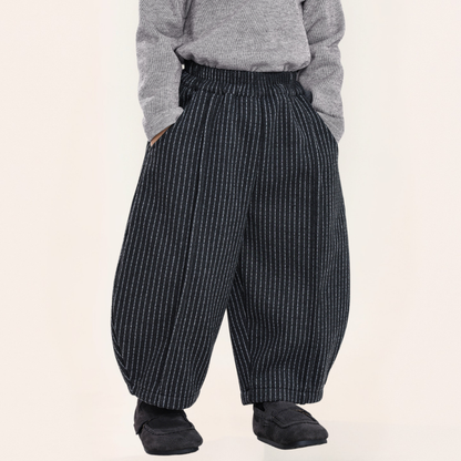 チョークストライプ裏ボアパンツ