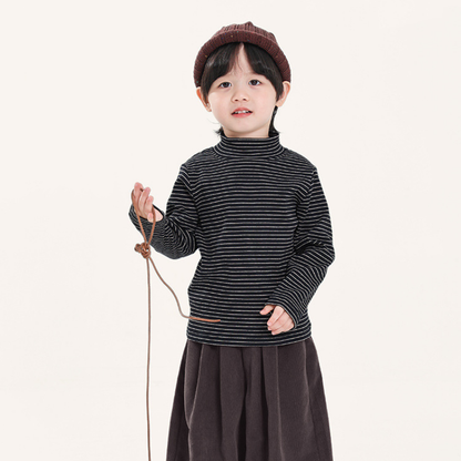 細ボーダーハイネック長袖