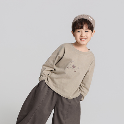 馬プリント純綿ロングTシャツ