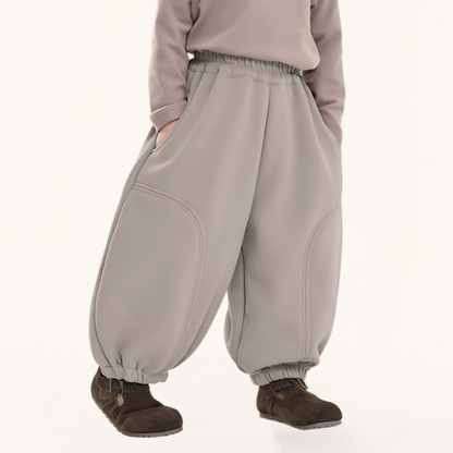 こだわりディテール裏ボアパンツ