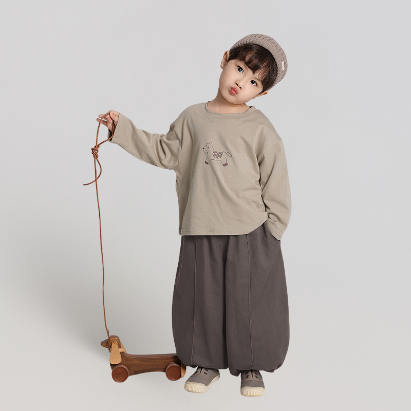 馬プリント純綿ロングTシャツ