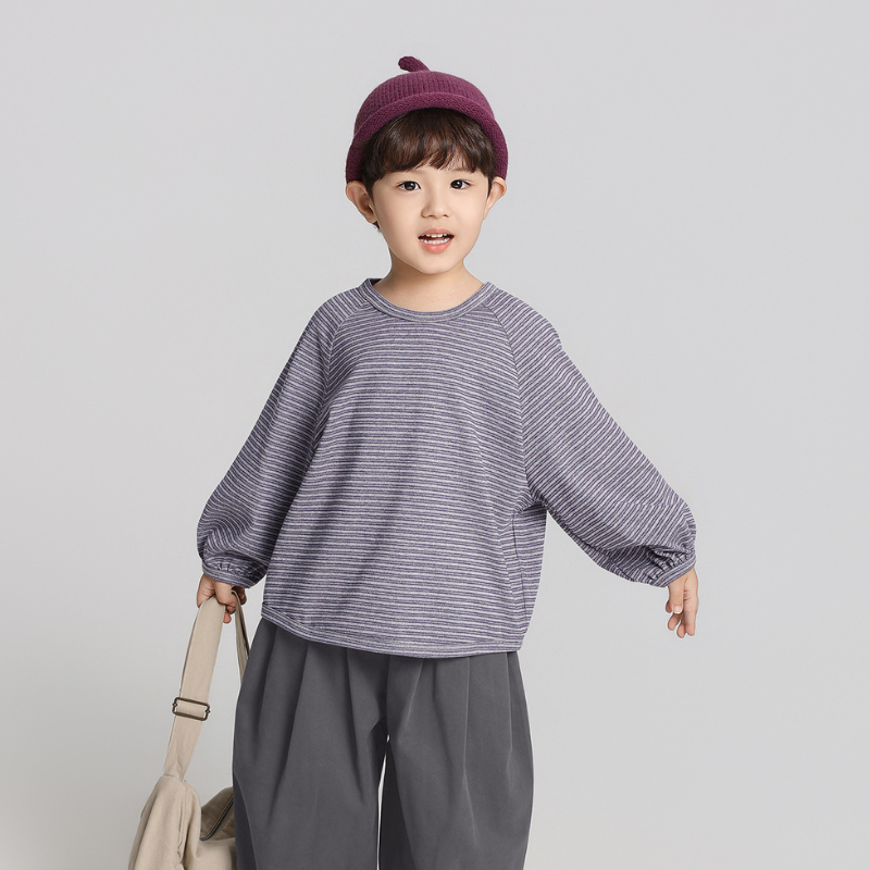 細ボーダー長袖Tシャツ