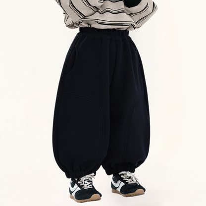 こだわりディテール裏ボアパンツ